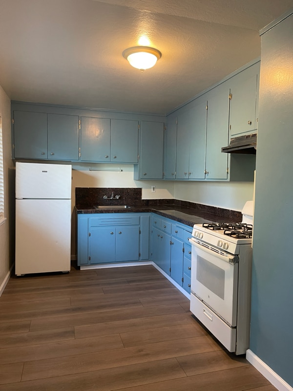 Primary Photo - 1454 S 56th St