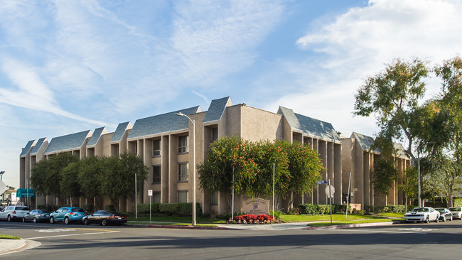 Building Photo - Independence Park Apartments