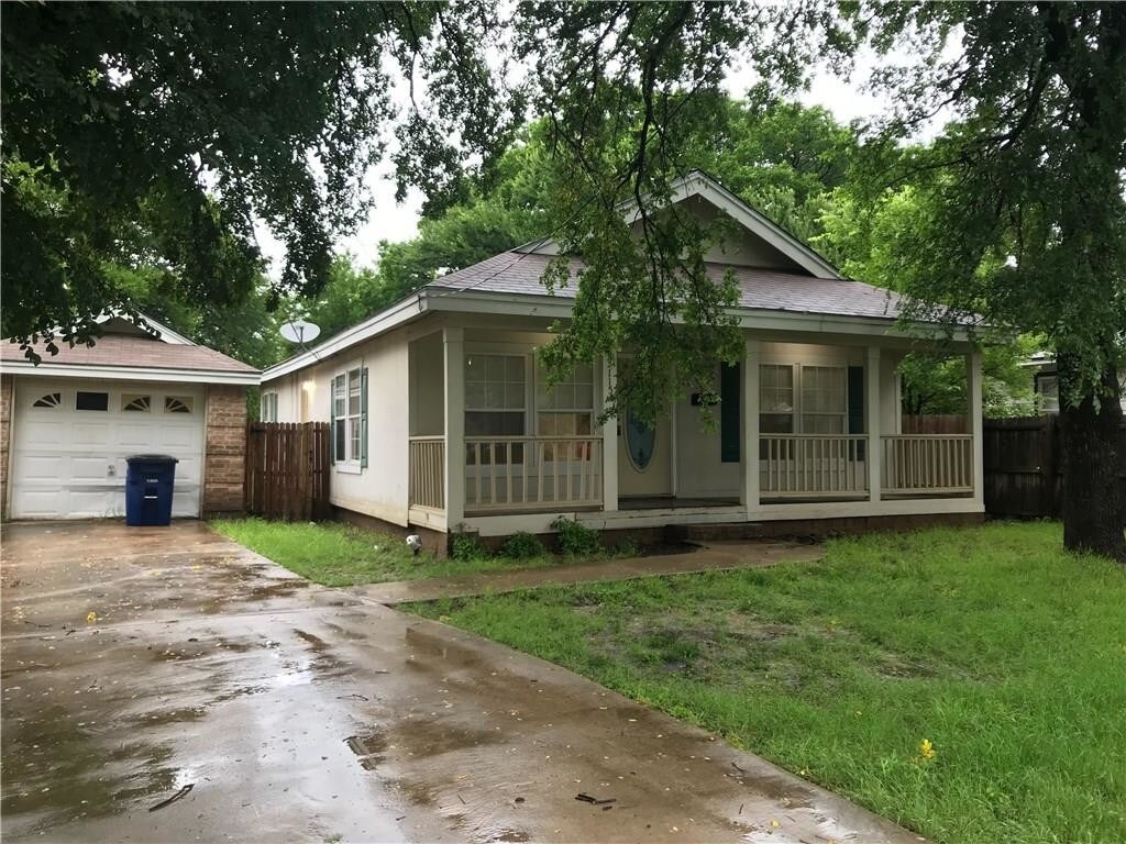 Primary Photo - 3115 Canada Dr