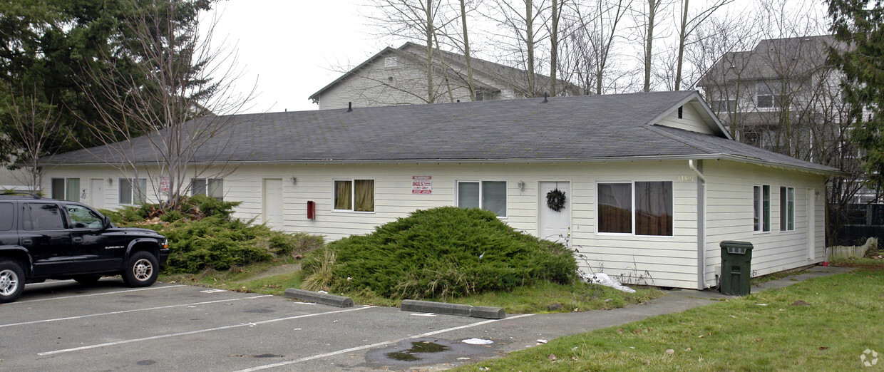 Building Photo - 13501 98th Avenue Ct E