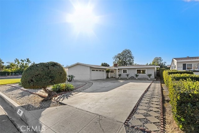 Foto del edificio - 219 S Meadow Rd