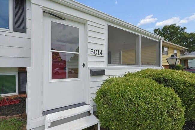 Building Photo - 5014 Norcrest Dr