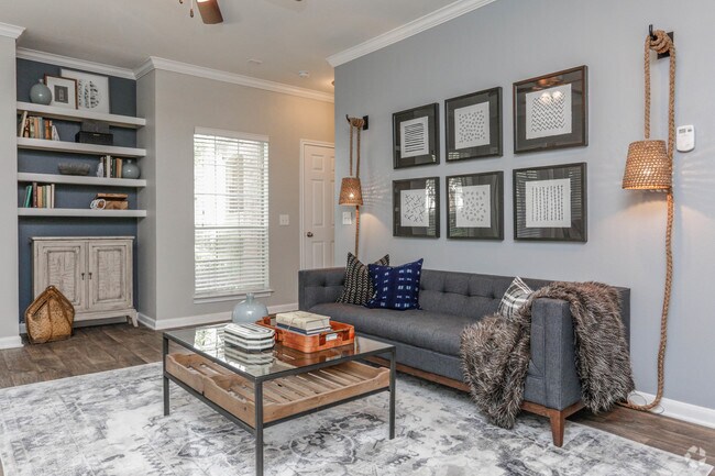 Interior Photo - Villages of Briar Forest