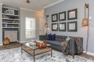 Interior Photo - Villages of Briar Forest