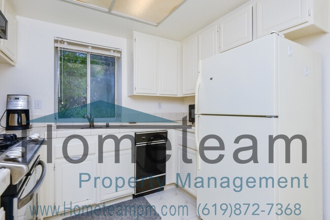 Building Photo - 1 BR / 1 BA 723 SQFT Carlsbad / La Costa Condo