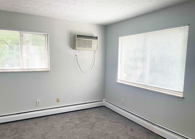 Foto del edificio - 3033 Clifton Ave