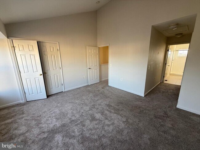 Building Photo - 22976 Fontwell Square