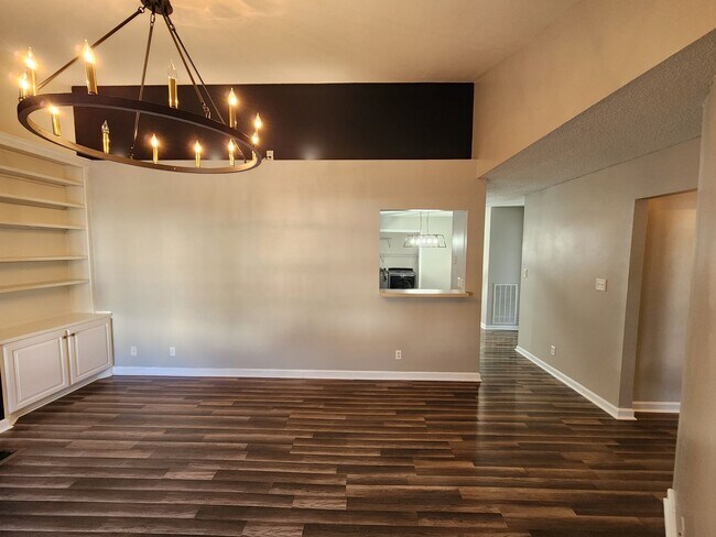 Foto del edificio - 4028 Challis Dr