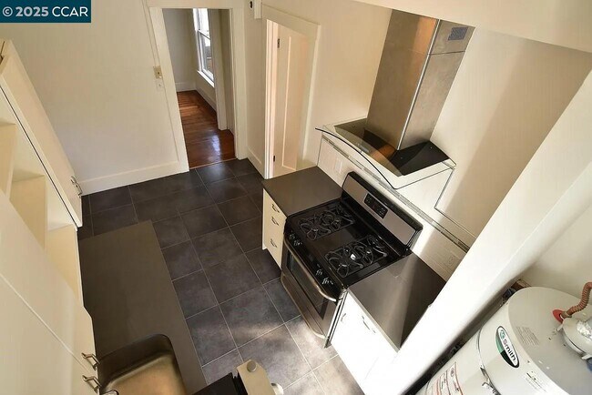 Foto del edificio - 3040 Telegraph Ave