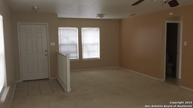 Building Photo - THREE BEDROOM 2 & 1/2 BATH ON CUL-D-SAC