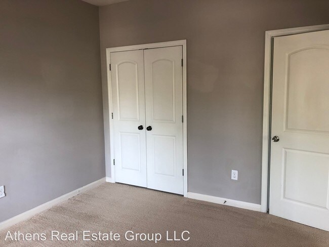 Foto del edificio - 5 br, 5 bath House - 252 Strickland Ave