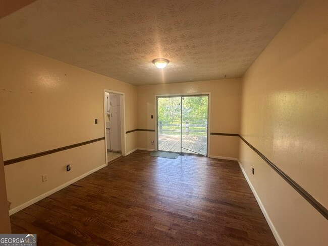 Foto del edificio - 6859 Mystic Ln