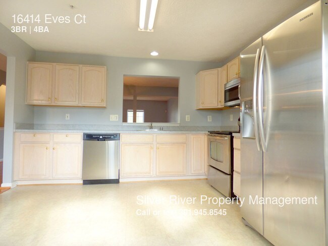 Building Photo - 16414 Eves Ct