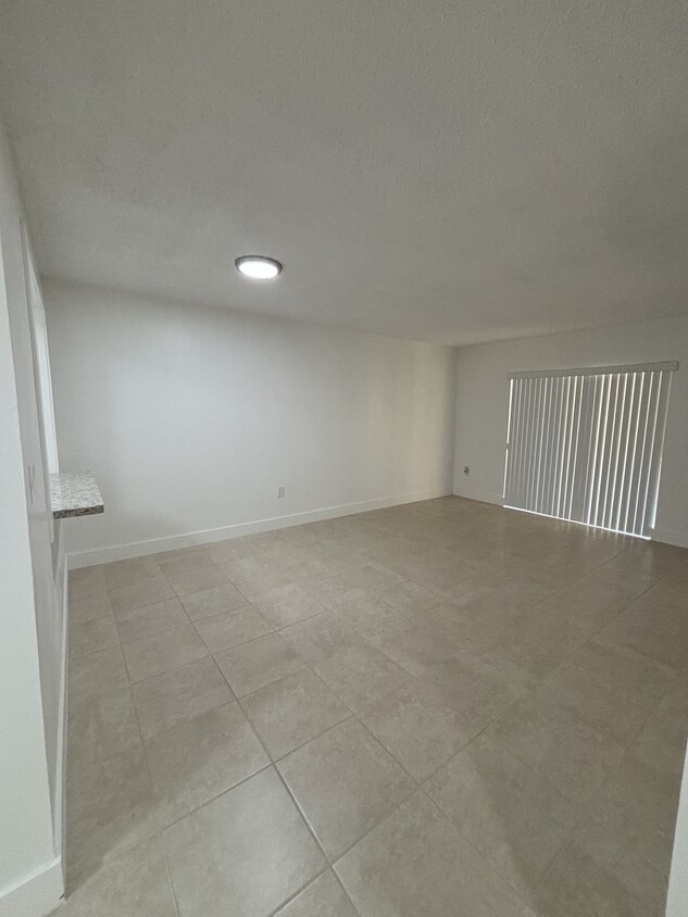 Foto del edificio - 14930 SW 82nd Terrace