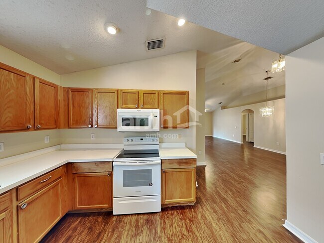 Building Photo - 12822 Lake Vista Dr