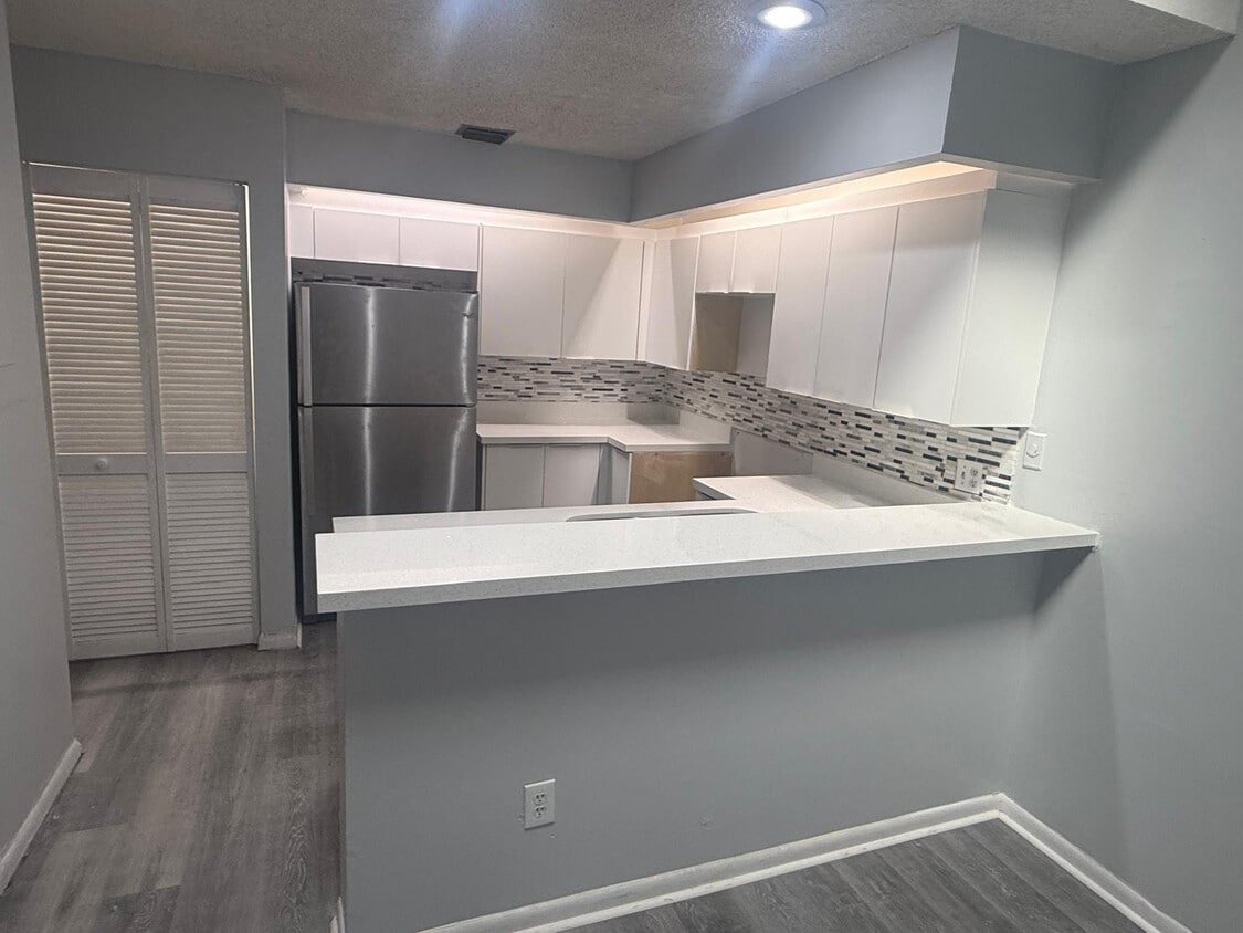 Building Photo - 1844 Adventure Pl