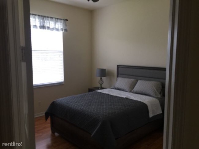 Foto del edificio - 3 br, 1 bath Apartment - 3878 12 Ave SE