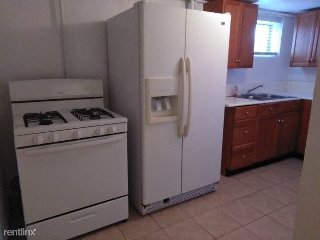 Foto del edificio - 5560 alcott St