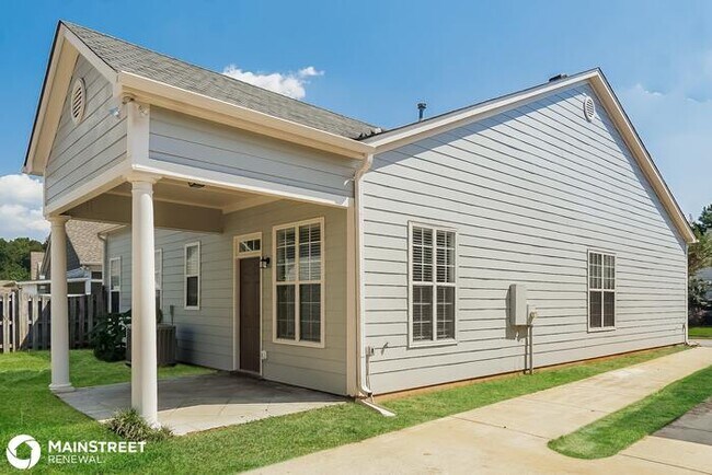 Building Photo - 4579 Clubview Dr, Bessemer, AL 35022