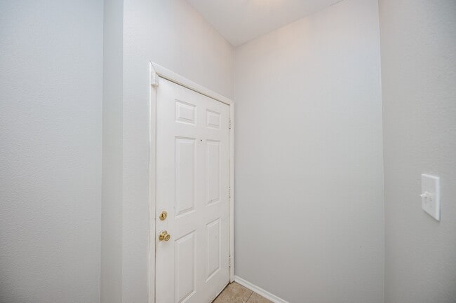 Building Photo - 20525 Patriot Park Ln