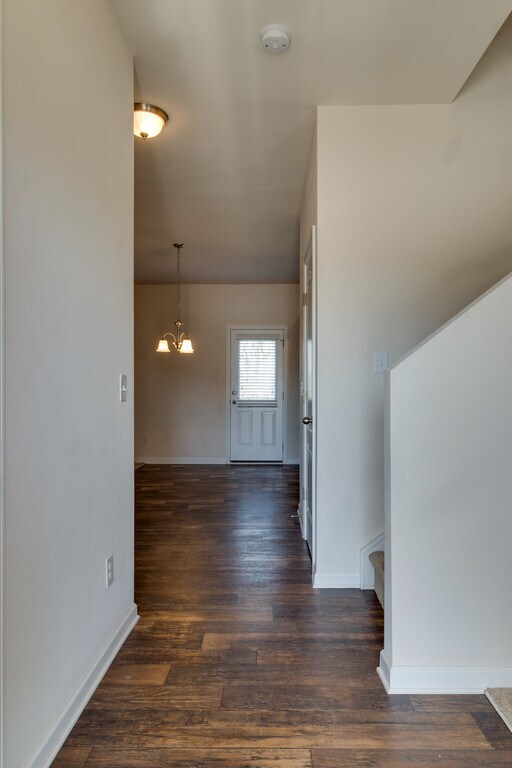 Foto del edificio - 4 BR/2.5 BA Home - A Rare Rental Between Columbia and Spring Hill!!!