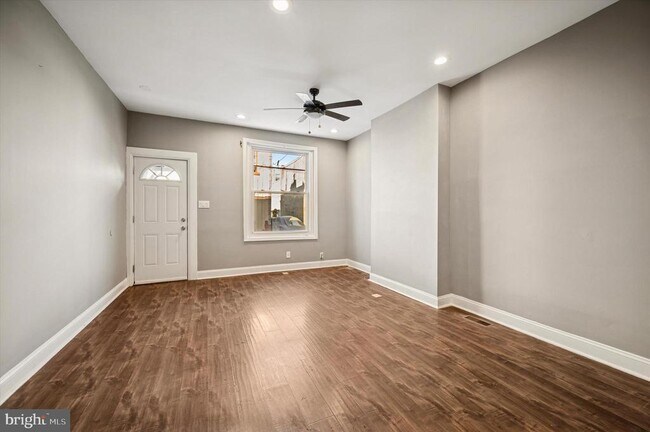 Foto del edificio - 2147 N Marston St