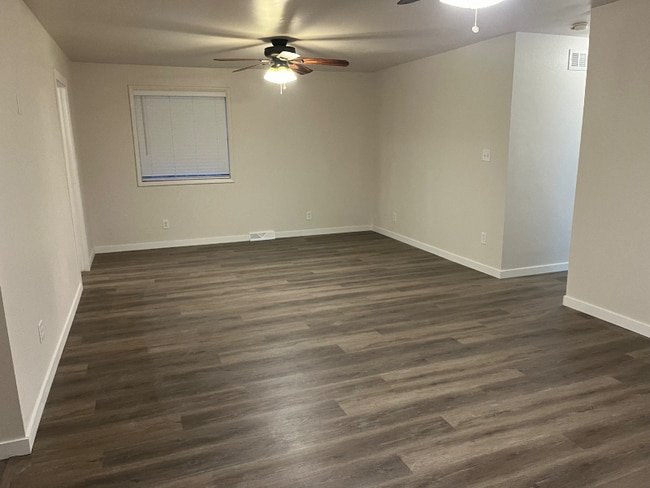 Building Photo - 832 Hamilton St