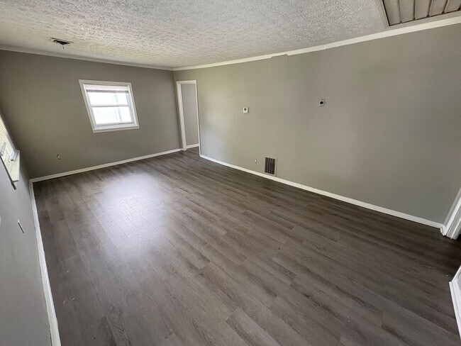 Foto del edificio - 136 N Ogden Ave