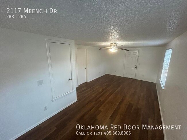 Building Photo - 2117 Meench Dr