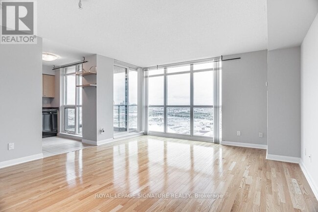 Building Photo - 235-2235 Sherway Gardens Rd