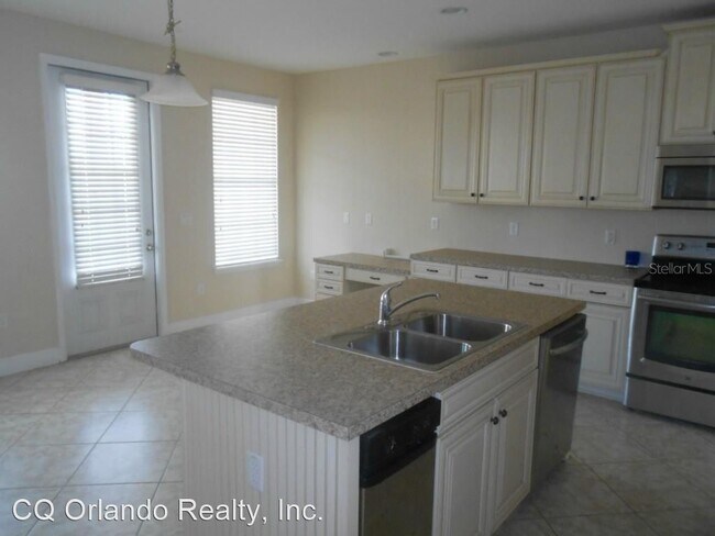 Foto del edificio - 3 br, 3.5 bath House - 2052 Prospect Ave