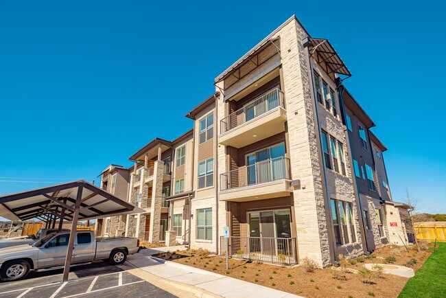 Building Photo - Stylish 2 Bedroom Apartments in Desirable ...