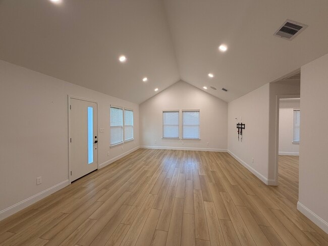 Foto del edificio - 604 E 42nd St
