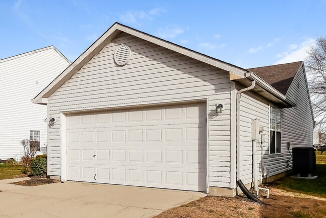 Building Photo - 1495 Egret Ln