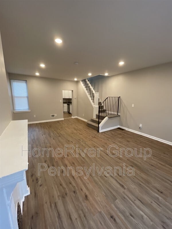 Building Photo - 3840 N Percy St