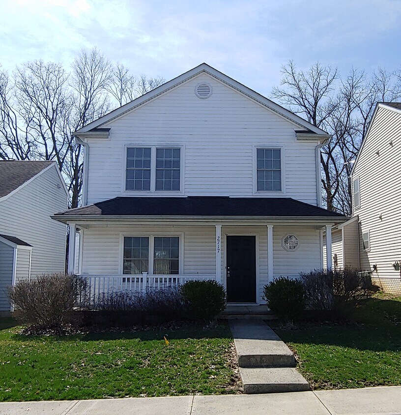 Primary Photo - 2717 Sparrow Hill Dr