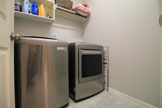 Building Photo - 18768 Kelly Meadows Ln