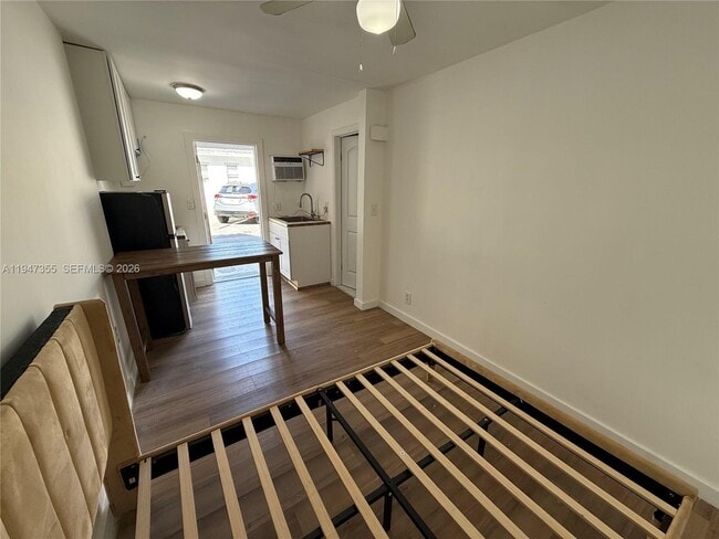 Foto del edificio - 1725 Hayes St