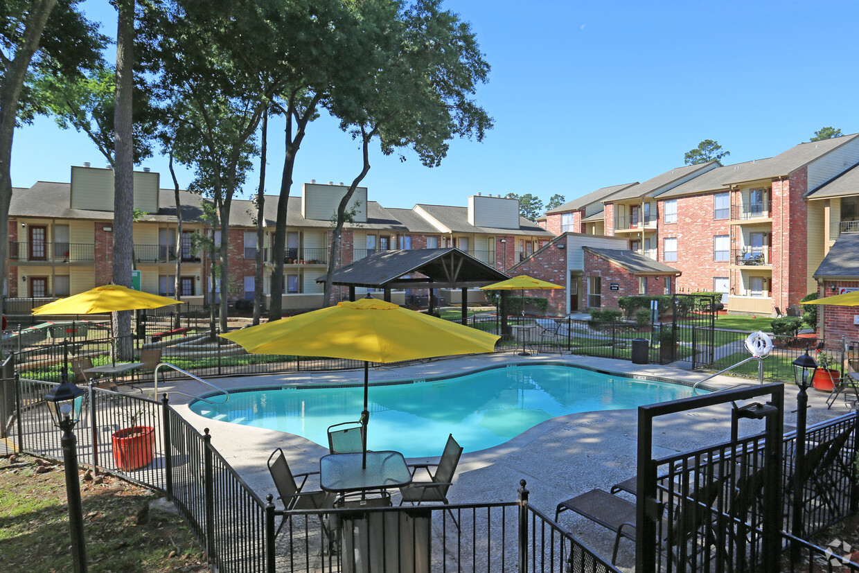 Foto principal - Park at Deerbrook Apartments