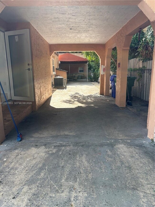 Foto del edificio - 1560 NW 25th Ave