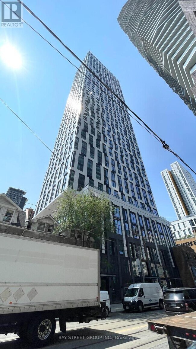 Building Photo - 252-5252 Church St