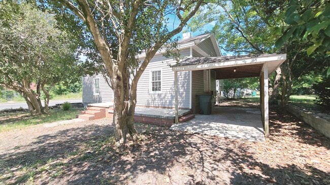 Building Photo - 159 Poplar Ave