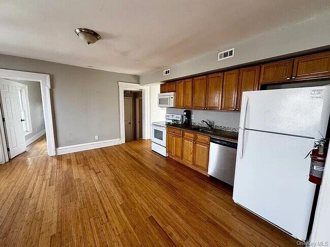 Foto del edificio - 9 S Clinton St