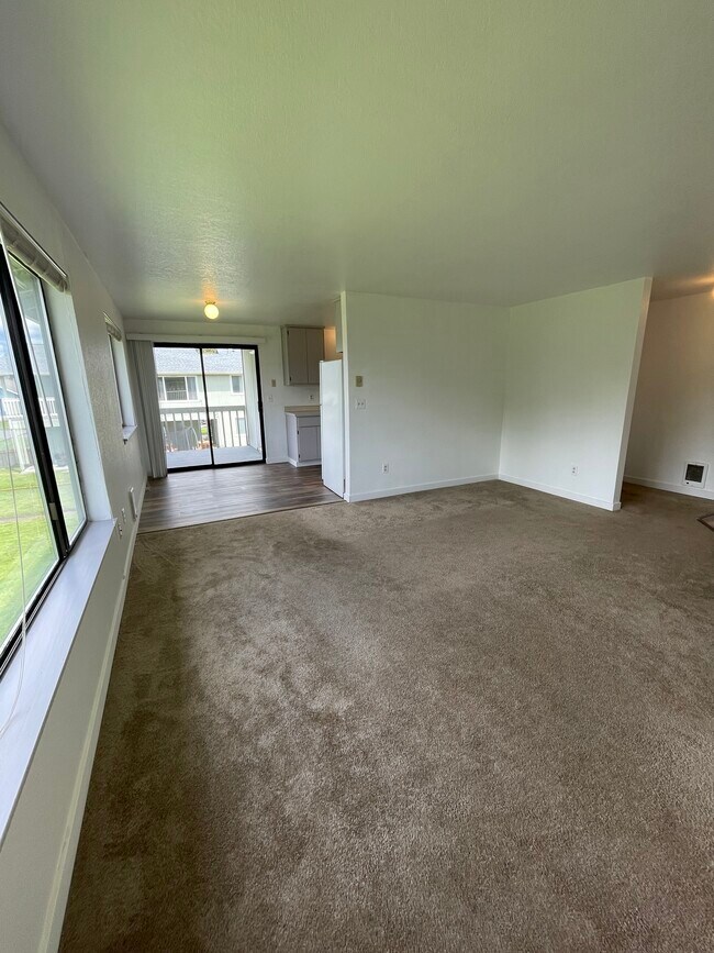 531 Greenleaf Ave Unit A, Burlington, WA 98233 Apartments in