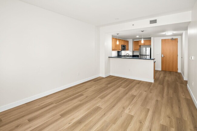 Foto del edificio - 1150 J St