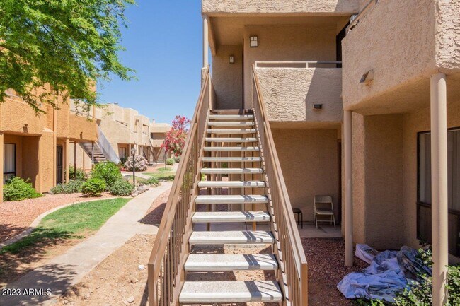 Foto del edificio - 11640 N 51st Ave