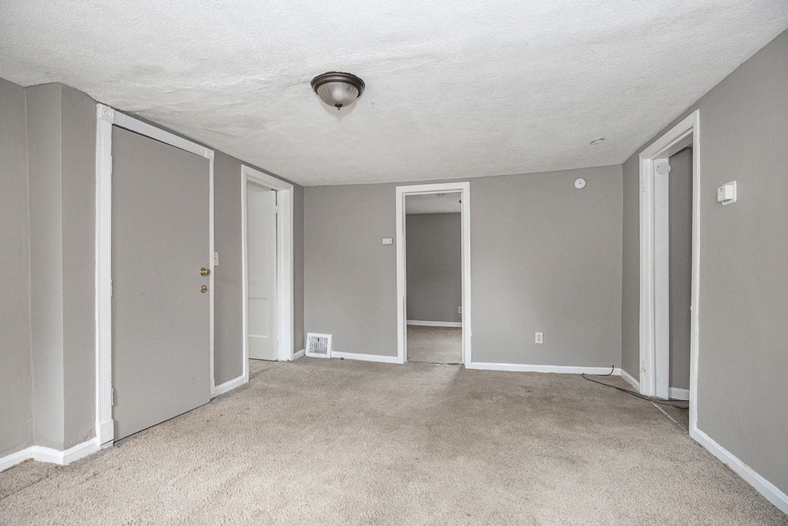 9005 Union Cleveland, OH 44105 – photo 2