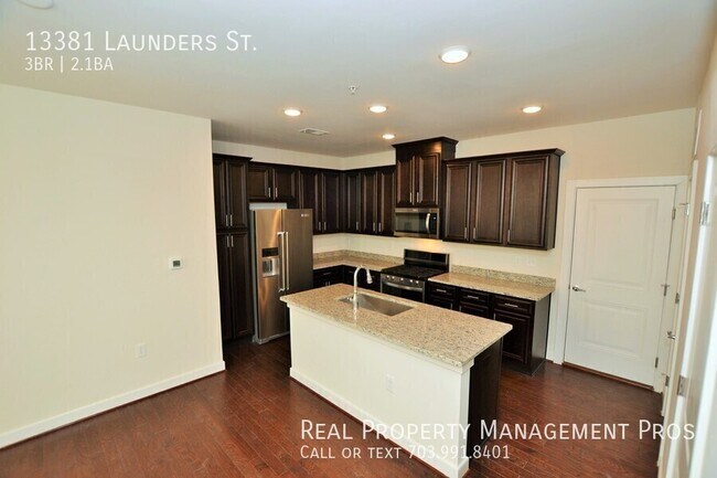Foto del edificio - 13381 Launders St