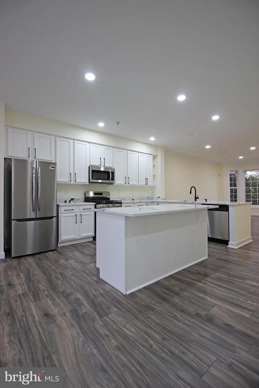 Foto del edificio - 3655 Islington St