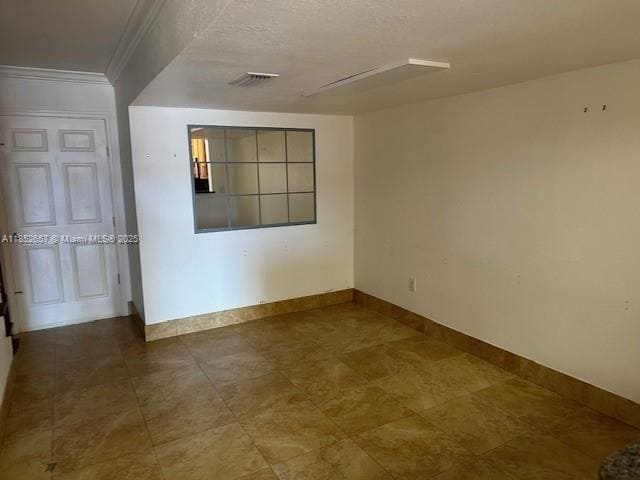Building Photo - 3810 W 11th Ave